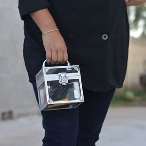 90s Clear box hand purse